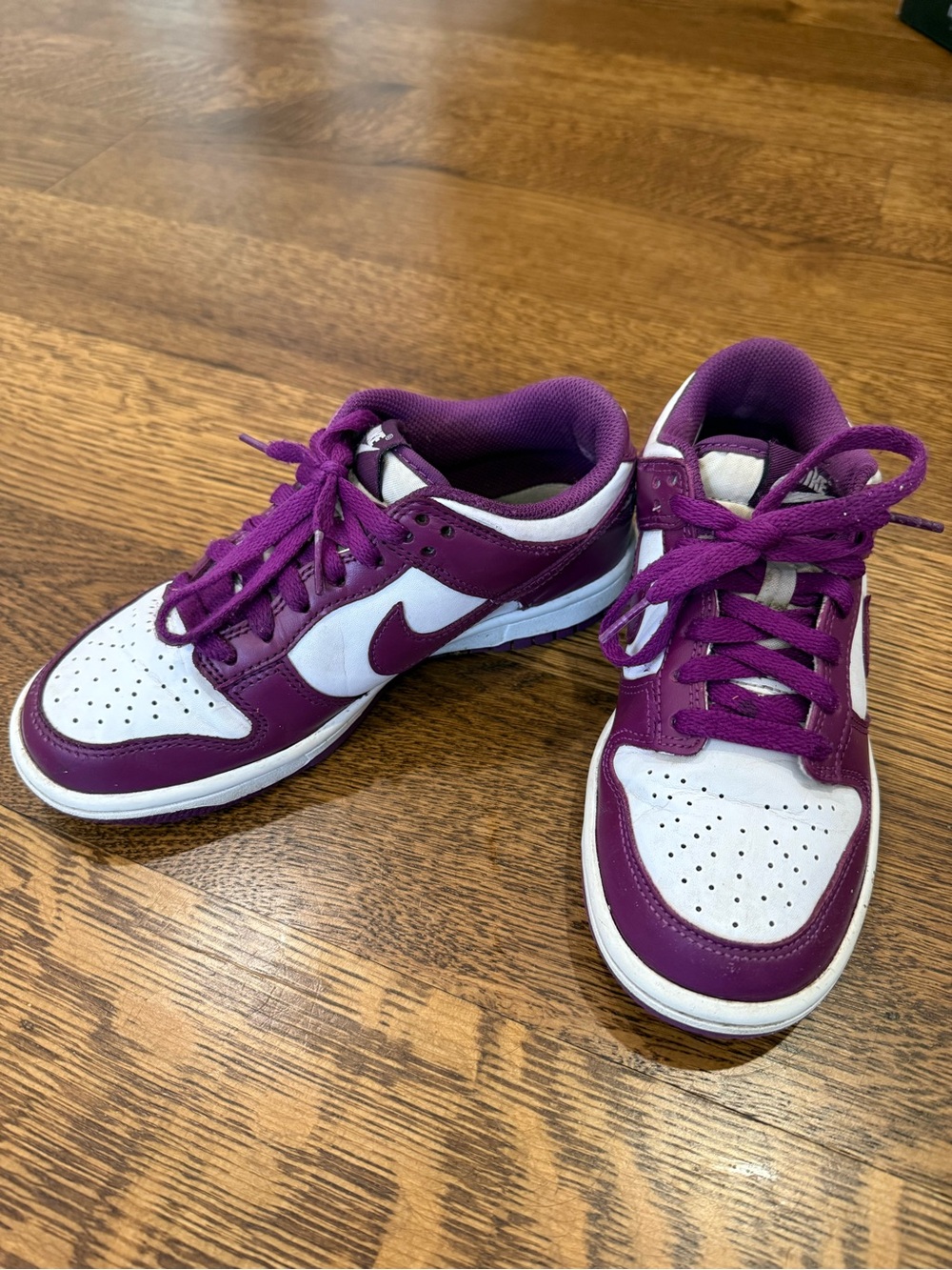 Nike dunk low - kids 4Y - white/viotech